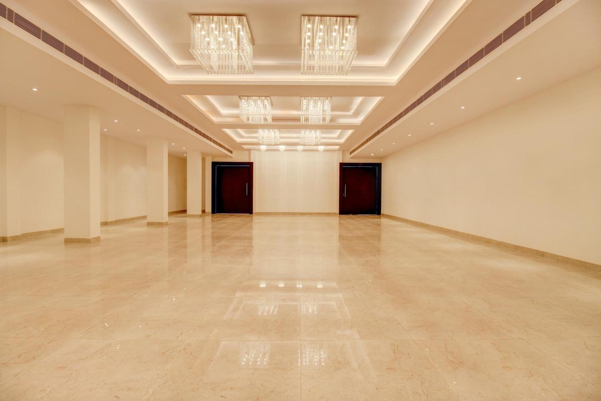 Super Townhouse Oak Aurelia Grand Hotel Lucknow Ngoại thất bức ảnh